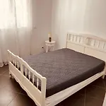 شقة Casa San Martinu كالفي